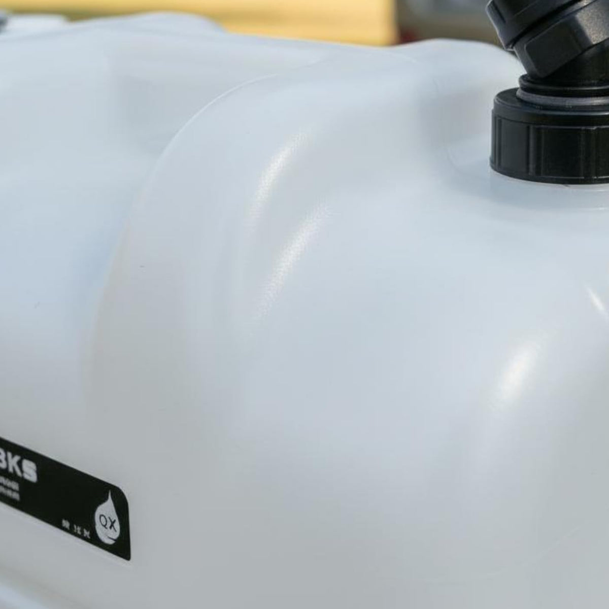 Portable Water Container with Faucet, Wheels, Black O855
