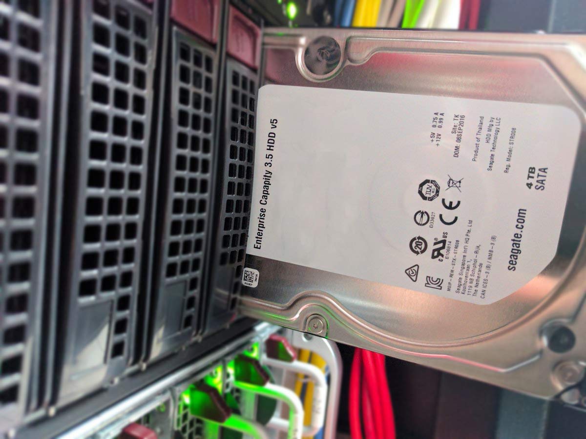 4TB 7.2K RPM 3.5in SATA Internal Hard Disk Drive J455718